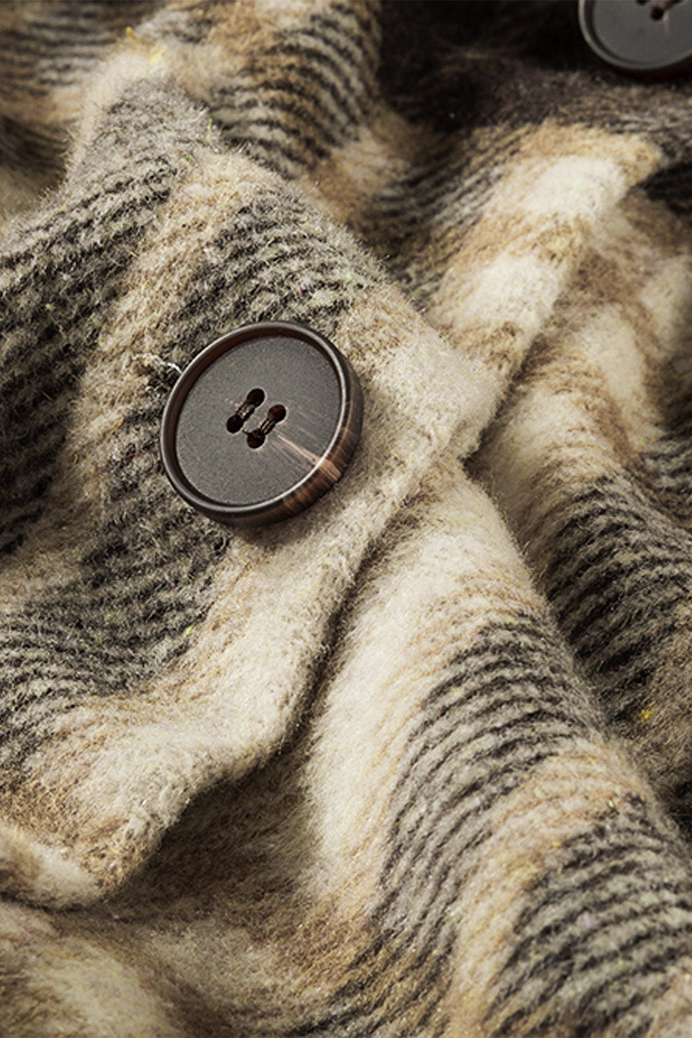 Pocketed Grid Pattern Overcoat